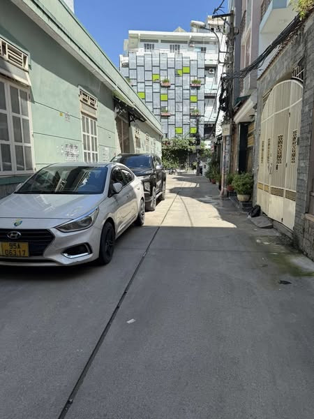 Nhà Đường Lý Thường Kiệt Phường 14 Quận 10.