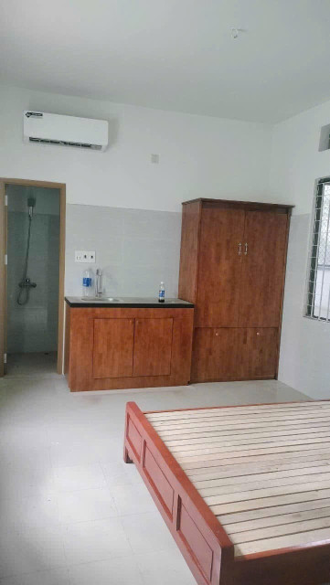 ► Nhà  gần MT Lý Thường Kiệt, 106m2, 3 tầng, 11 phòng kinh doanh, 6.2 tỷ