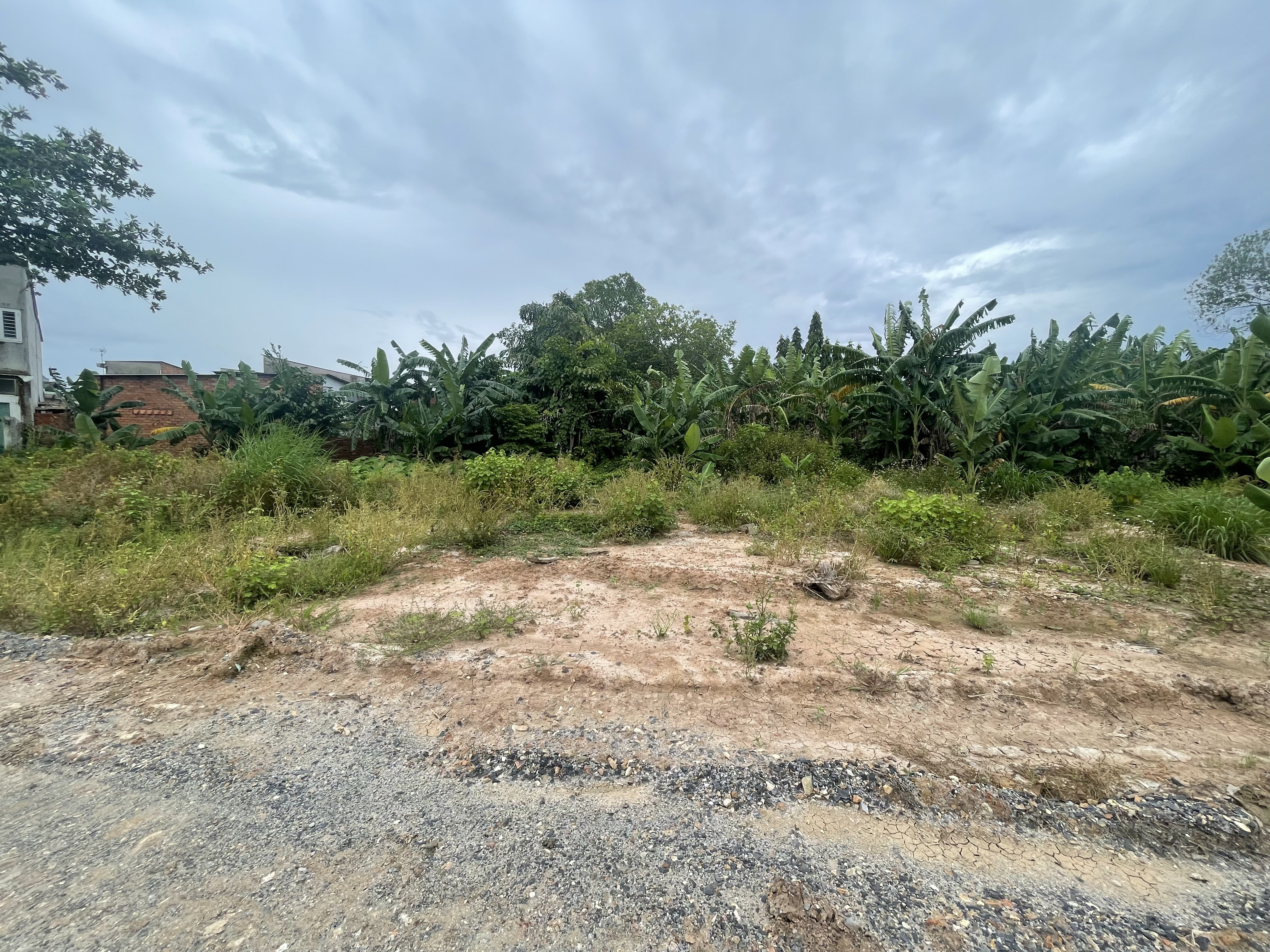 Bán đất 1000m² ngang 18m giá 27 tỷ Xã Hóc Môn