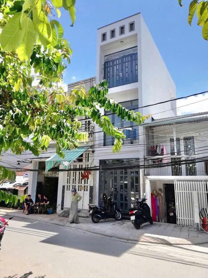 Nhà 10 triệu MT MẠC THIÊN TÍCH 3 phòng ngủ cách 30/4 chỉ 100m