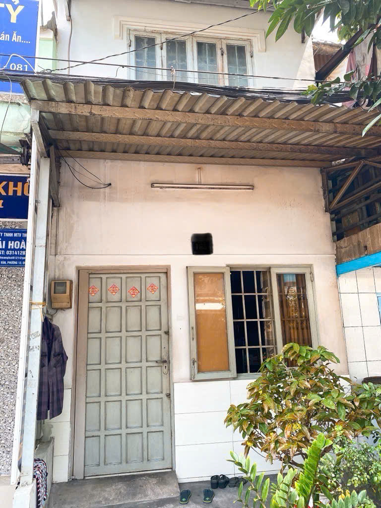 Cần bán gấp nhà mặt tiền Mạc Vân P.12 Q.8. Dòng tiền tốt. DT 38m2. Giá chỉ nhỉnh 4tỷ.