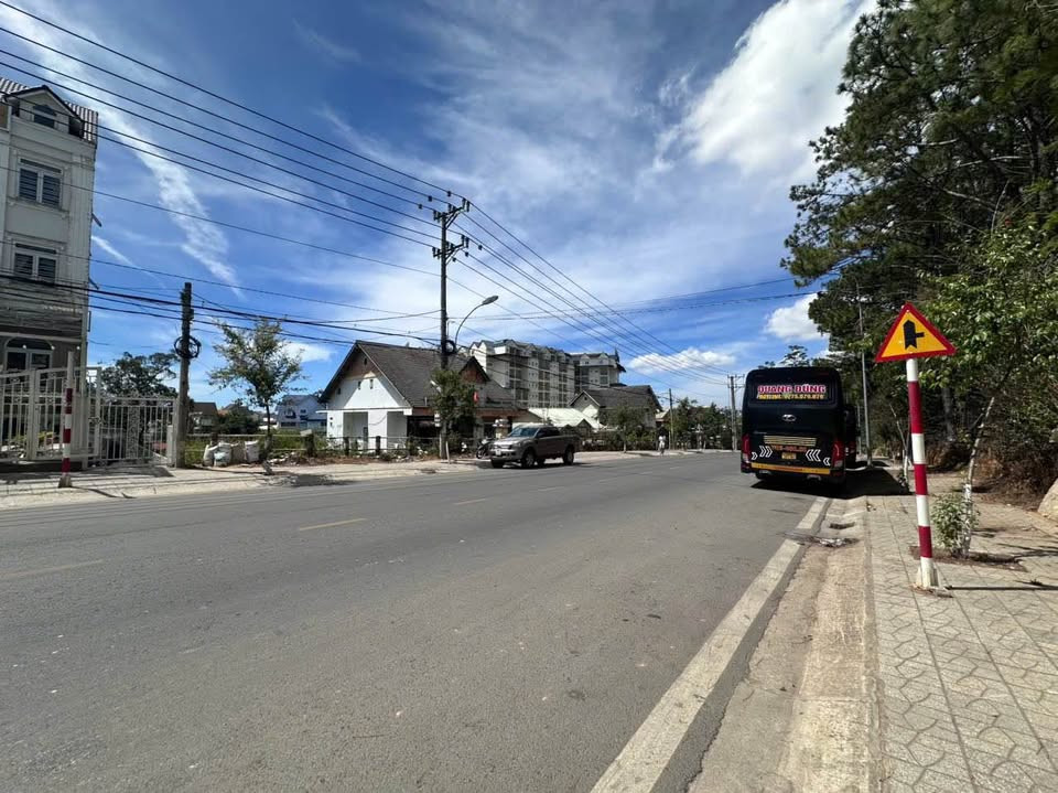 Cần bán Lô Đất 2 mặt tiền toạ lạc mặt tiền đường MAI ANH ĐÀO, P8, Đà Lạt 610m2