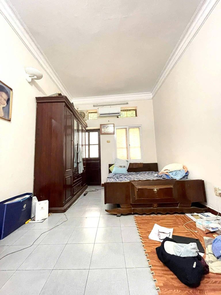 Bán nhà ngõ Phân lô, ô tô  cách 10 m. DT: 55 m2 , 4 tầng, MT 3,8m,Mai Anh Tuấn , Đống Đa.  12,75  tỷ.