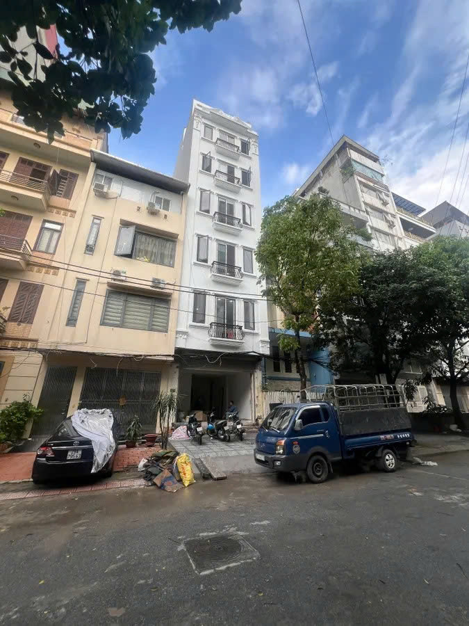 🏢 DOÃN KẾ THIỆN –CCMN 8 TẦNG XÂY MỚI – THANG MÁY – 4 Ô TÔ TRÁNH – VỈA HÈ RỘNG