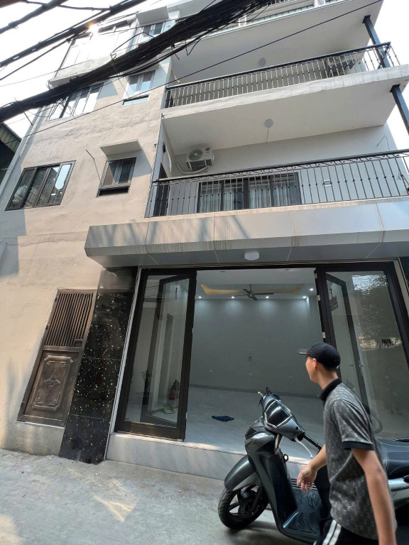 Cho thuê nhà ngõ ô tô Phố Mai Động, 58m2, 4 tầng, 6PN, 19 Triệu KDon, VP, ở nhóm đi làm