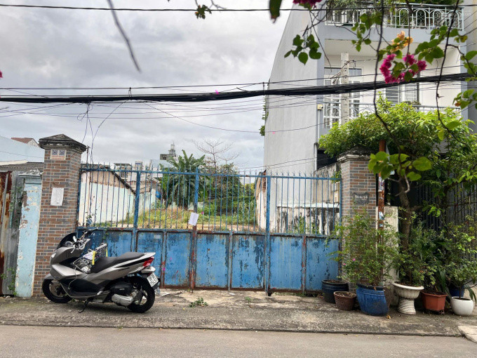 Bán gấp đất mặt tiền đường Man Thiện, Tăng Nhơn Phú A giá 2.43Tỷ, thích hợp đầu tư cho thuê