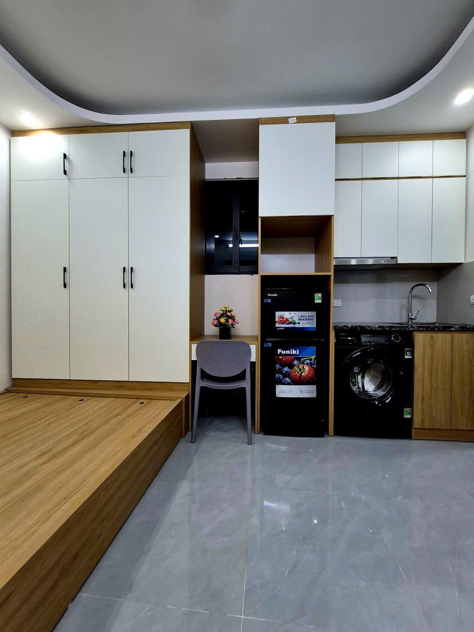 PHÒNG ĐẸP MỚI TINH FULL ĐỒ NỘI THẤT CAO CẤP (THANG MÁY) MÁY GIẶT RIÊNG TỪNG PHÒNG.