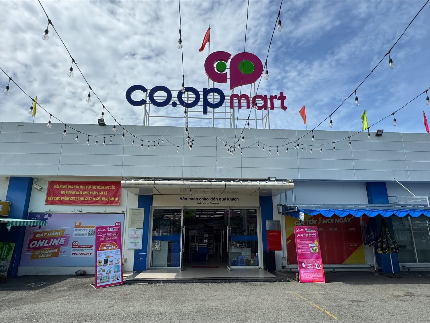 Bán nhà mặt tiền đường Mậu Thân, đằng sau Coopmart. Dòng tiền hơn 15 triệu/ tháng.