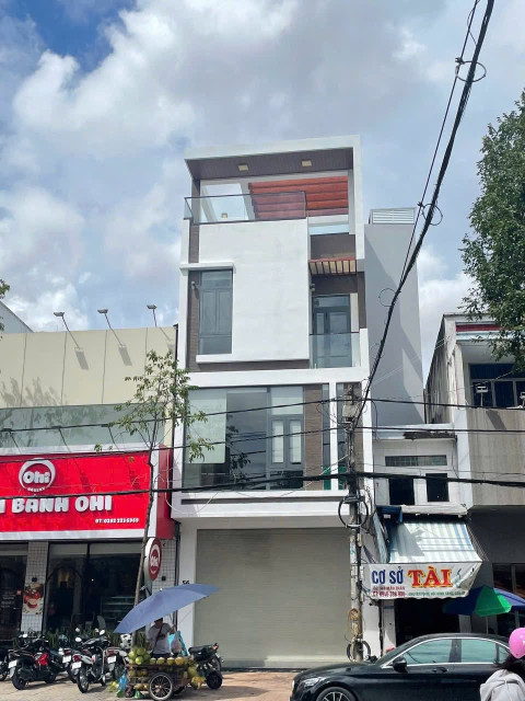 CHO THUÊ NHÀ 4 TẦNG, NGANG 5.7m MẶT TIỀN ĐƯỜNG MẬU THÂN - Gần chợ XUÂN KHÁNH, CẦN THƠ