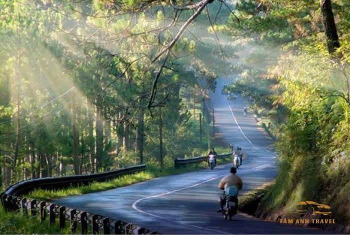 Bán 7300m tại Mimosa đất bằng phẳng 1 băng, điện nước đầy đủ có sẵn nhà . cách hồ Xuân Hương 8km