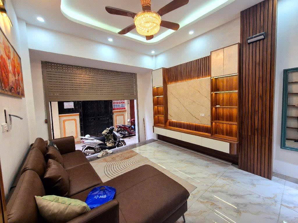 bán nhà Minh Khai 34m2 giá chỉ 7 tỷ 0934472441
