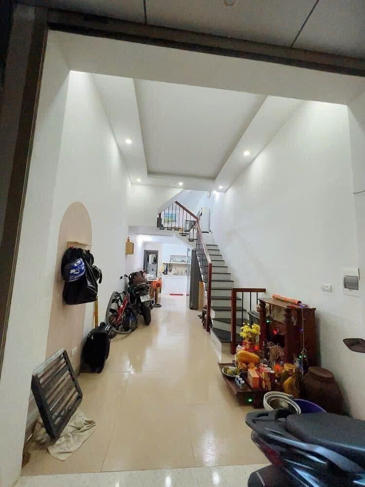 Cho Thuê Nhà Ngõ 254 Minh Khai - Hai Bà Trưng 30M² 4 Tầng 3 Ngủ Full Đồ - Giá Thuê 9tr