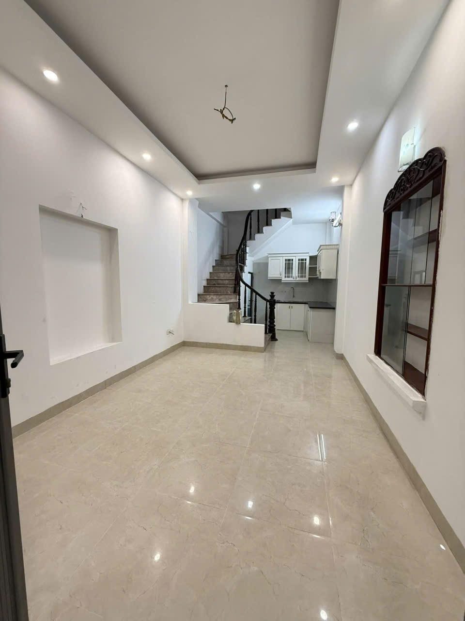 Cho thuê Nhà Ngõ 25X Đường Minh Khai 34M² 4 Tầng 3 Ngủ - Nội Thất CB - Giá Thuê 12tr