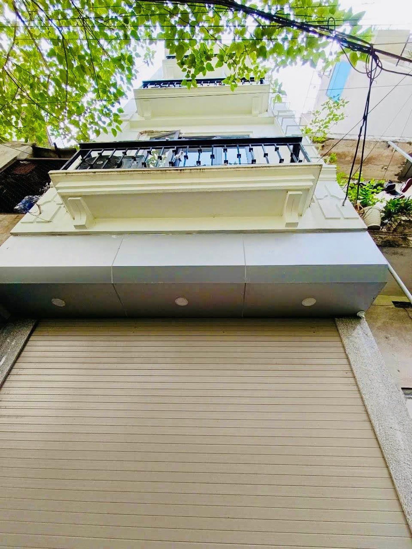 Nhà đẹp phố Dương Văn Bé kề Sunshine Garden 💥 Căn góc 3 mặt thoáng 42m2 5 tầng nhỉnh 10 tỷ