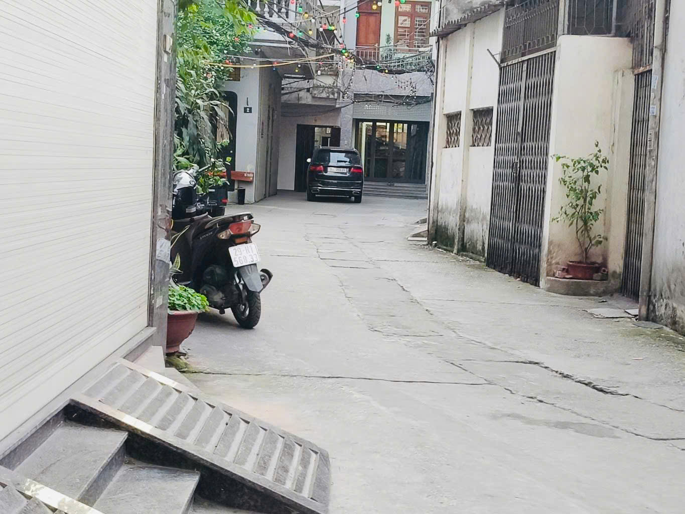 NHÀ PHỐ MINH KHAI 35m2 - 6,86 TỶ LÔ GÓC 3 THOÁNG NGÕ RỘNG NỘI THẤT ĐẸP