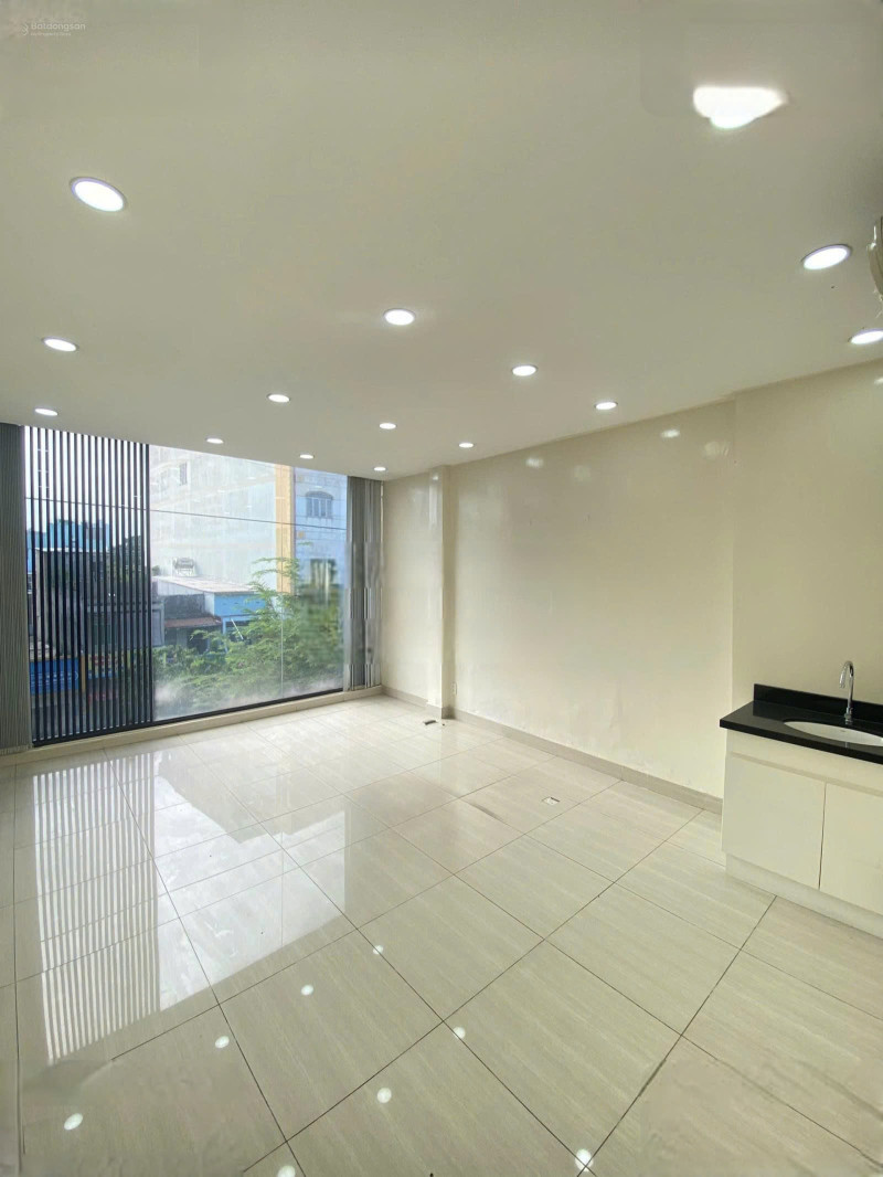 Cho thuê nhà đường Minh Phụng, Phường 2, Quận 11