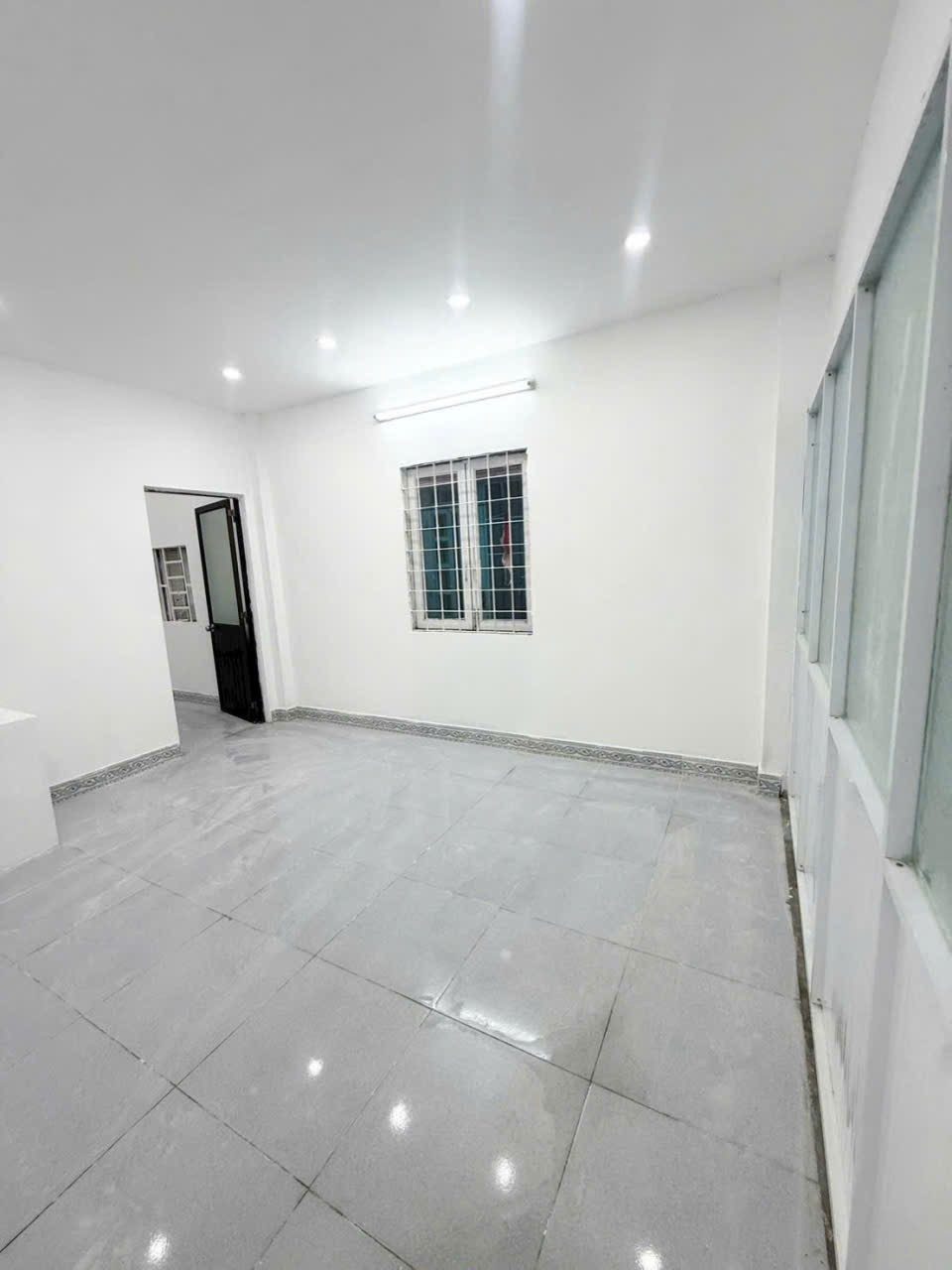 NHÀ 2 TẦNG 3.5M x11M – HẺM NHỰA 8M MINH PHỤNG Q6 – THU NHẬP SẴN 12Tr/THÁNG.