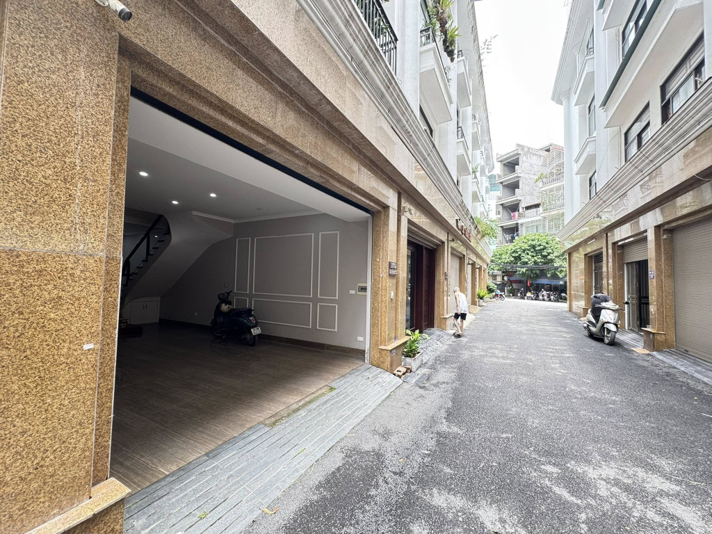 Bán Nhà Phân Lô KĐT Mỗ Lao, Hà Đông Nhà Đẹp Ở Ngay  60m²-5 Tầng- Mặt Tiền 5m Giá Nhỉnh 18 Tỷ