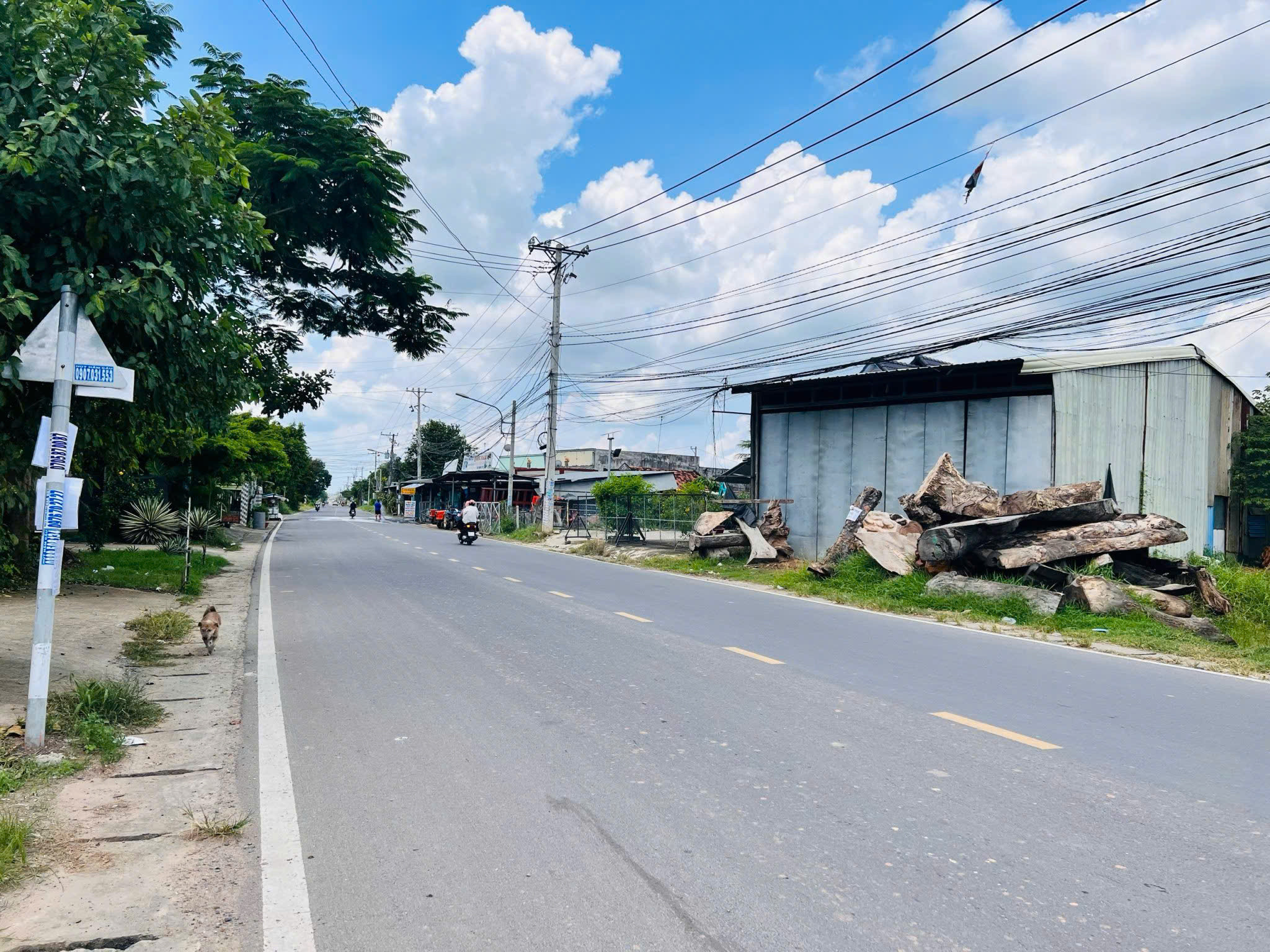 Bán gấp lô đất mặt tiền đường TL9, 2124m2, 75m thổ cư. chỉ 8,5 tỷ