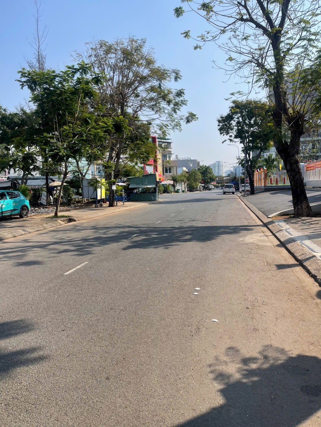Bán đất biệt thự 180m2 Đường 16m giáp Quân 7