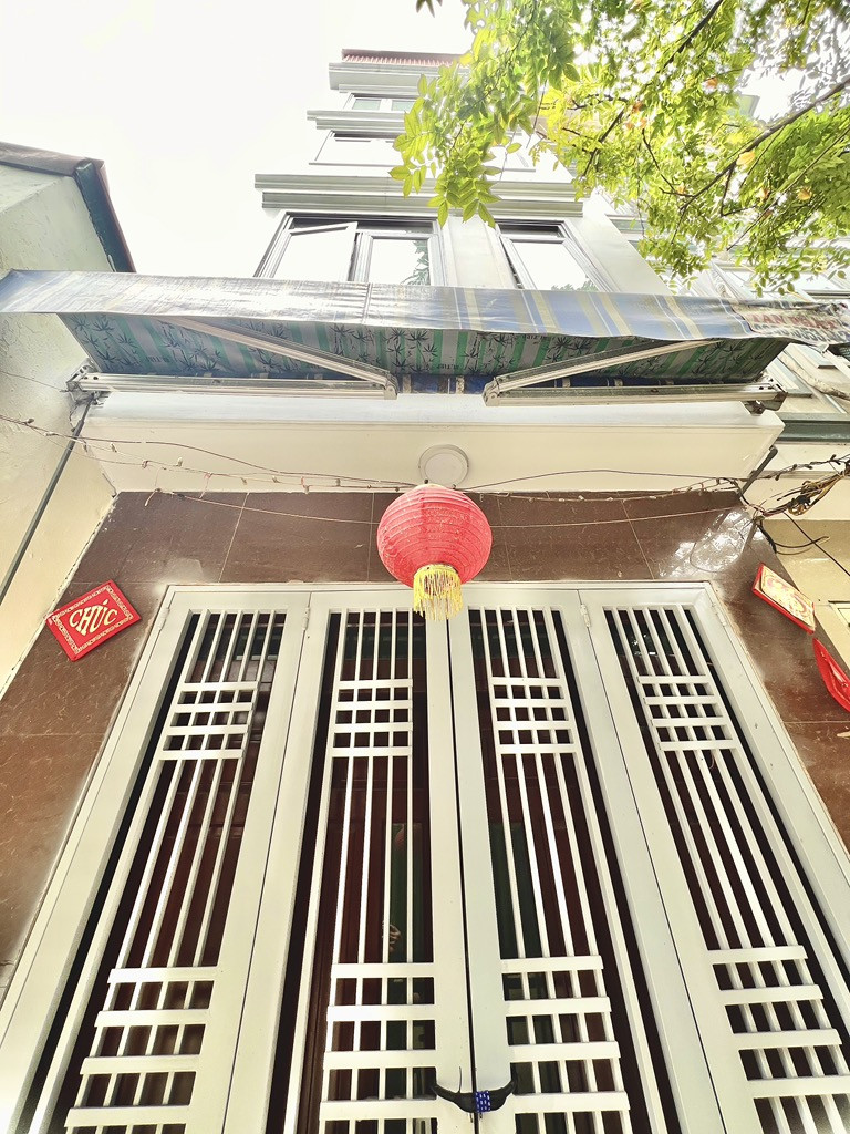 NHÀ NAM DƯ 5,9 tỷ x 5T – GẦN PHỐ – FULL NỘI THẤT