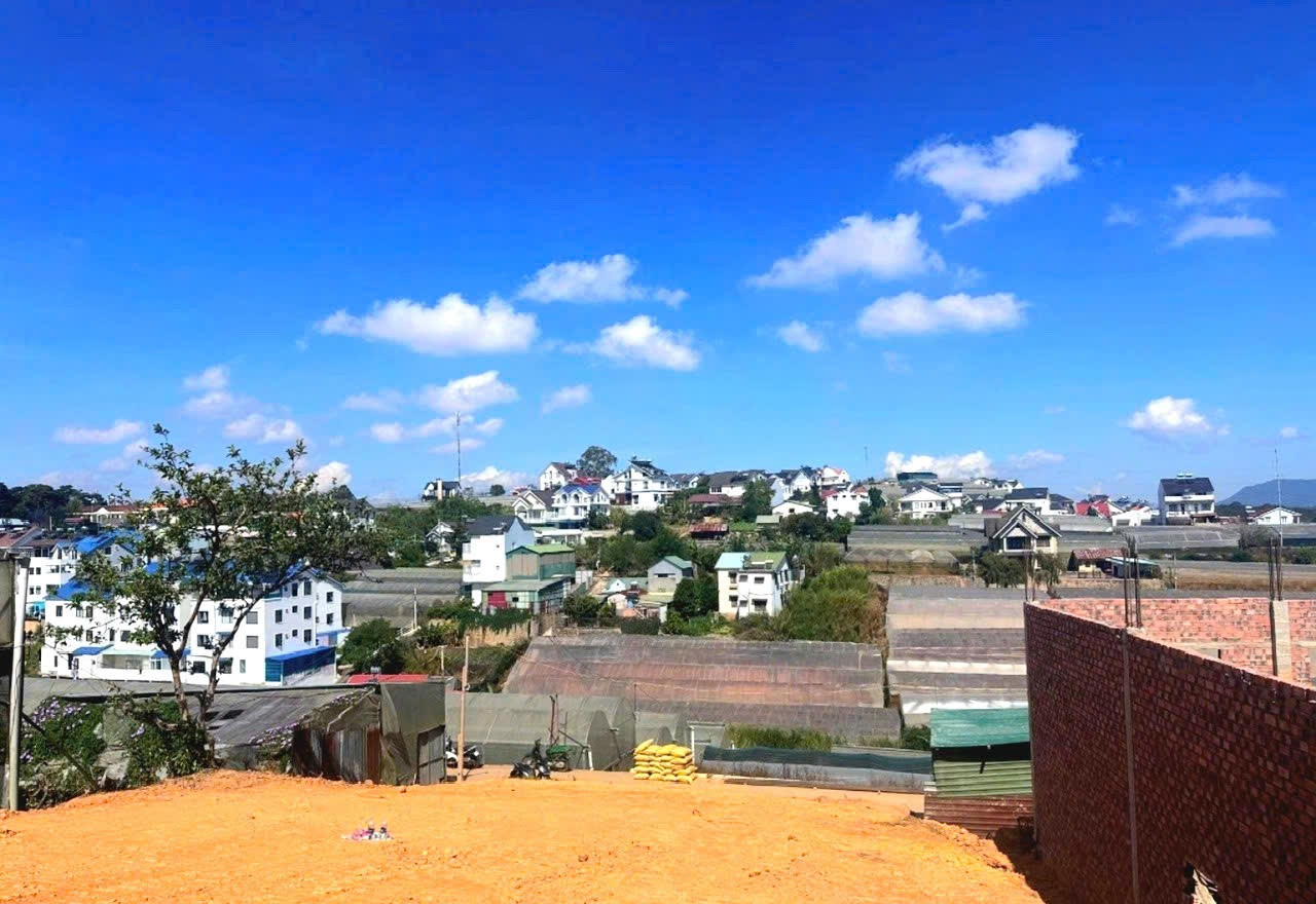 Bán gấp đất biệt thự view cao đẹp khu dân cư Nam Hồ trung tâm Đà Lạt