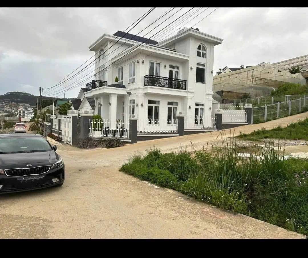 Bán Đất lô góc 2 mặt tiền đường ô tô – view cao thoáng đẹp tại Đà Lạt