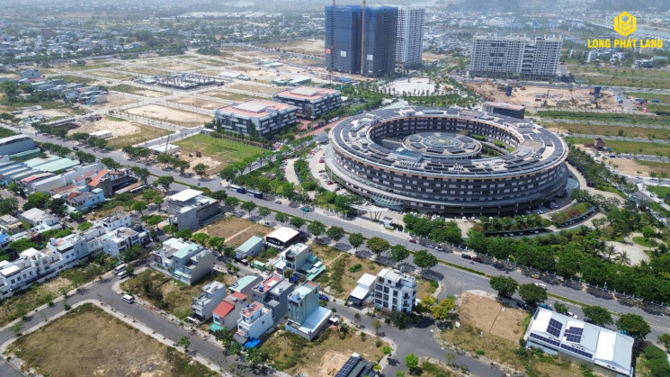Bán đất 6x15m FPT đường 7m5