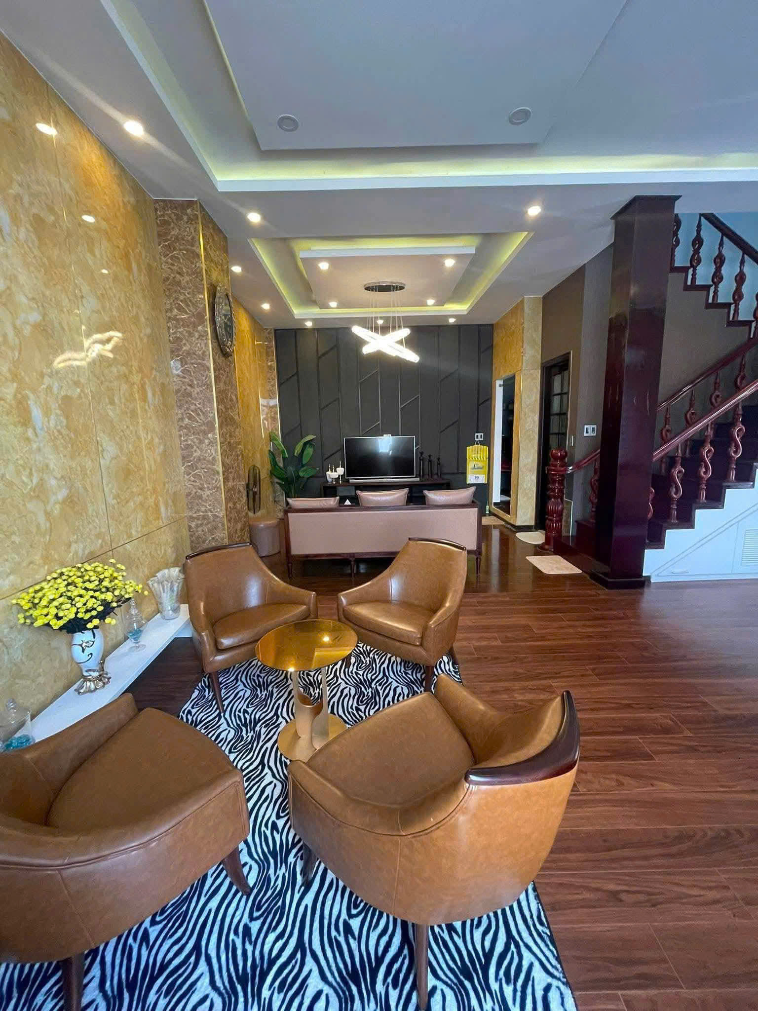 📌📌📌LÀM VIỆC TRỰC TIẾP GIÁ TỐT !!! KHO NAM TRÂN 22TR