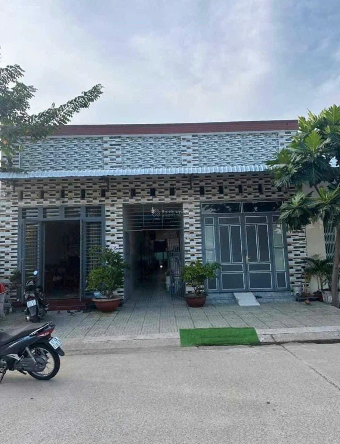 Bỏ ra 805 Triệu , sở hữ ngay Dãy trọ Đường NB6, Phường Mỹ Phước, Bến Cát, Gần KCN, SHR, thu nhập lên đến 10tr/th