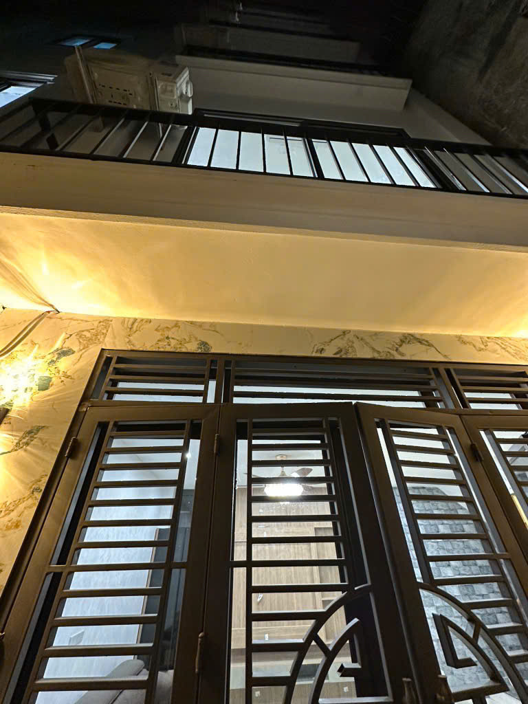 Nhà mới 6 tầng thang máy – Phố Vũ Trọng Phụng, Thanh Xuân - 9.8 TỶ