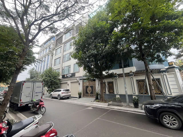 Cần tiền, chủ mót bán nhà  Nguyễn Xiển ngõ ô tô tránh, kinh doanh sôi động DT : 57m, 5tầng chào : 17,5tỷ