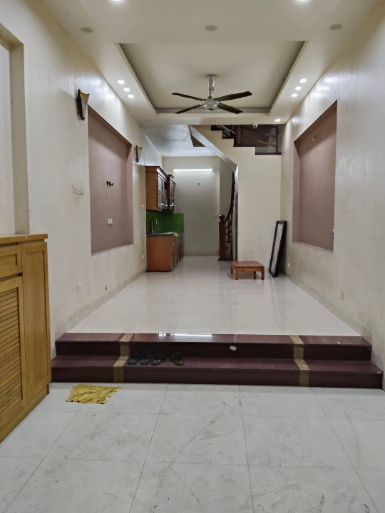 BÁN NHÀ TÂY SƠN💥 ĐỐNG ĐA💥 43M2 x 5T💥 MT 3.4M💥 7.2 TỶ💥 Ô TÔ DỪNG ĐỖ 24/7💥 GẦN PHỐ