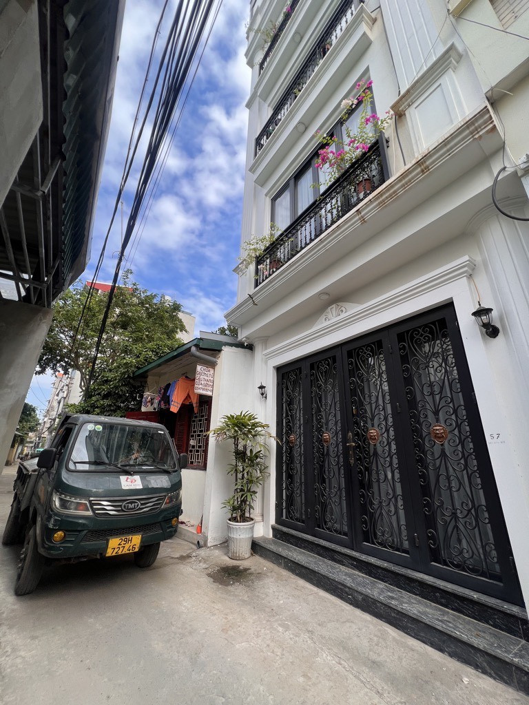 ĐỈNH NÓC KỊCH TRẦN- 10,x tỷ BÁN NHÀ NGÔ GIA TỰ 5 TẦNG THANG MÁY SỊN SÒ