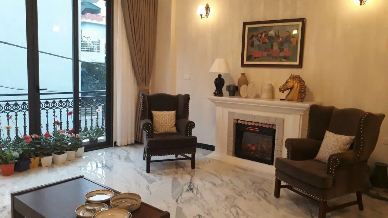 Cực hiếm - Hơn 10 tỷ - Nhà dân xây Ngô Gia Tự - 55m thang máy, ô tô đỗ cửa, vào nhà , mt 5m - Ngõ thông,