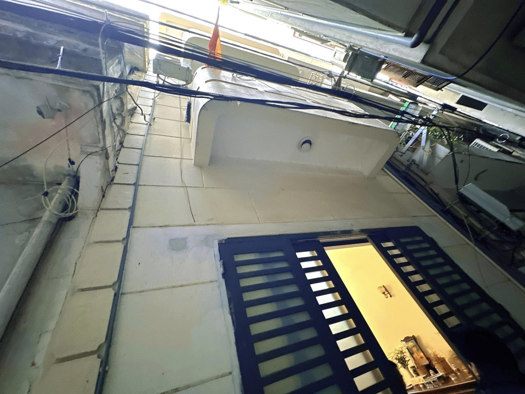 BÁN NHÀ NGÕ 381 NGUYỄN KHANG 52M*4T CHỈ 9.4 TỶ, 50M RA Ô TÔ, 2 THOÁNG TRƯỚC SAU VĨNH VIỄN,, SỔ VUÔNG ĐẸP .