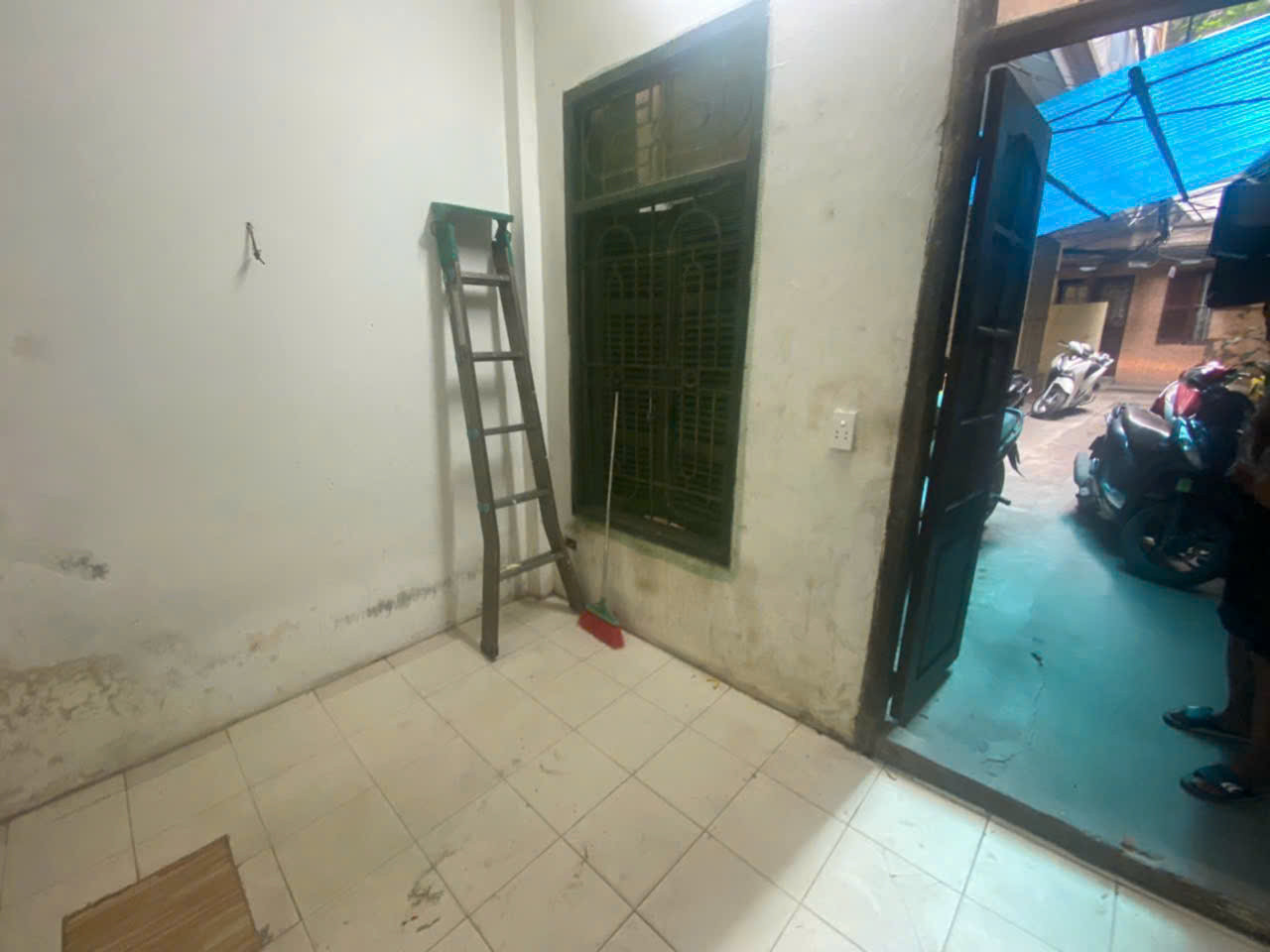 NGUYÊN CĂN VÕ THỊ SÁU, HBT - 2 PHÒNG NGỦ WC KK - ĐỦ ĐỒ - 4TR