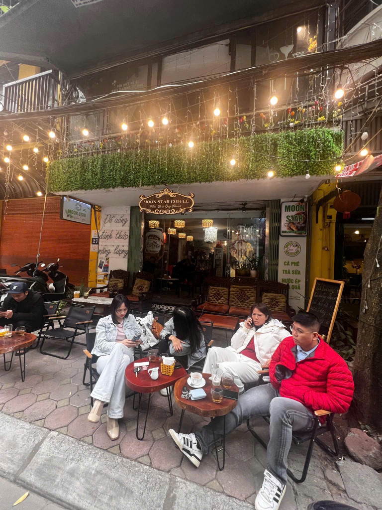 SANG NHƯỢNG QUÁN CAFE HOẶC CHO THUÊ MẶT BẰNG TẠI NGUYÊN HỒNG, LÁNG HẠ,ĐỐNG ĐA, HÀ NỘI