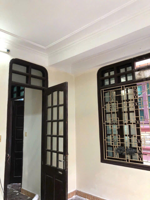 Cho thuê nhà Mặt Phố Kinh Doanh Phố An Xá 3.5 tầng, 30m2 ở, kinh doanh sạch
