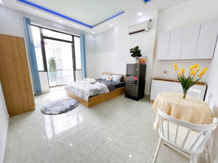 Chính chủ cho thuê phòng (nhà mặt tiền) mới 100% chỉ 3tr đầy đủ nội thất đường Ngô Bệ, Tân Bình