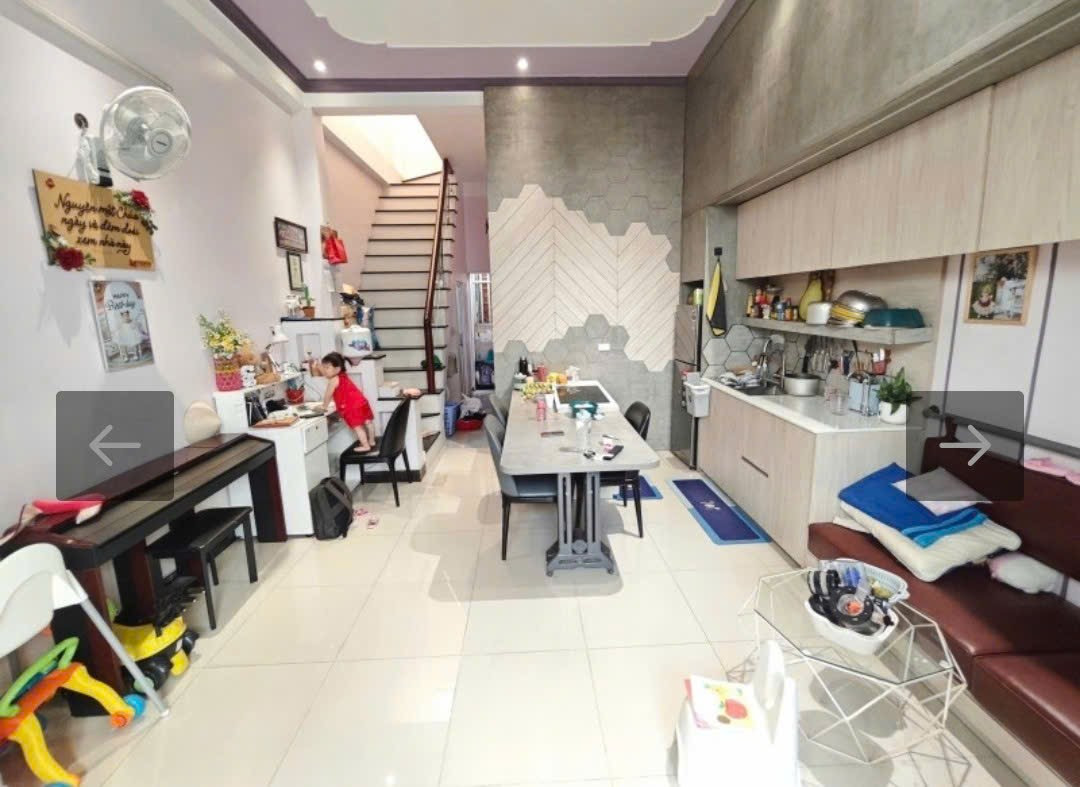 Nhà 3tỷ6 hẻm 5m p.Bình Chiểu