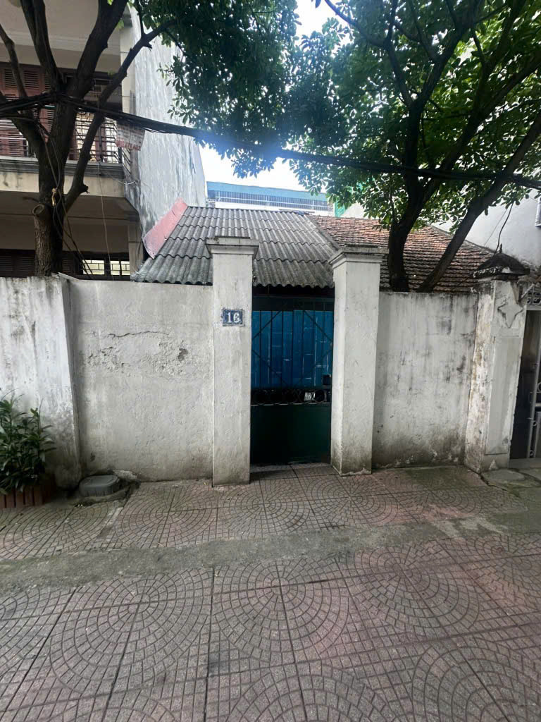 Bán đất tặng nhà cấ 4 Ngô Gia Tự -105m mặt tiền rộng 12 tỷ (thương lượng)