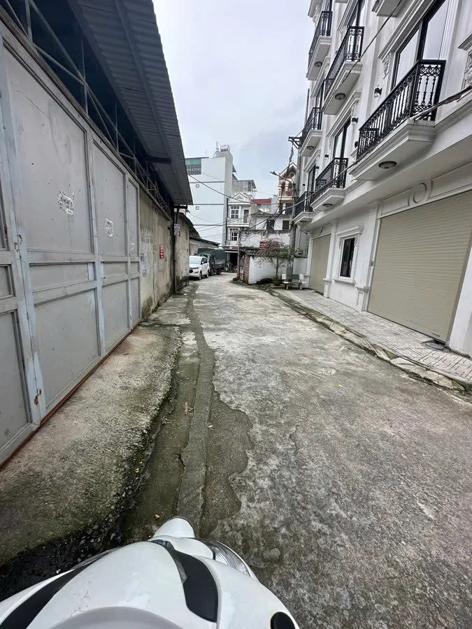 HIẾM MẢNH ĐẤT CỰC ĐẸP Ô TÔ VÀO ĐẤT QUAY ĐẦU Phố Ngô Gia Tự 65m2 mặt tiền 5m, 8.5 tỷ.