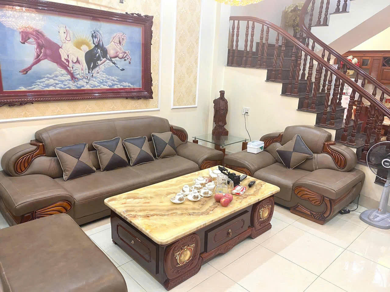 BÁN NHÀ 4 TẦNG  68M2, Ô TÔ ĐÕ CỬA NGÔ GIA TỰ, LONG BIÊN