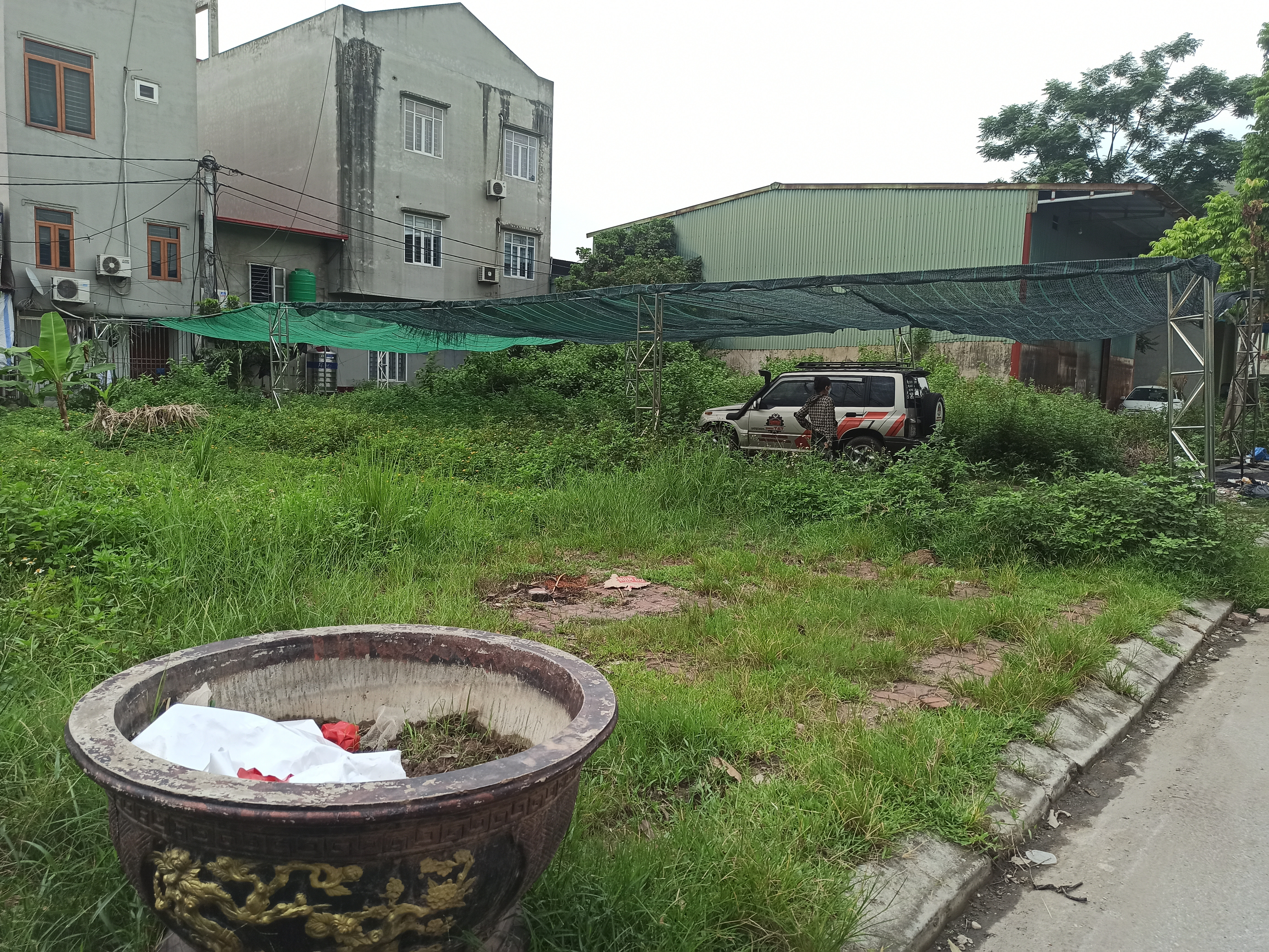 Đất chính chủ