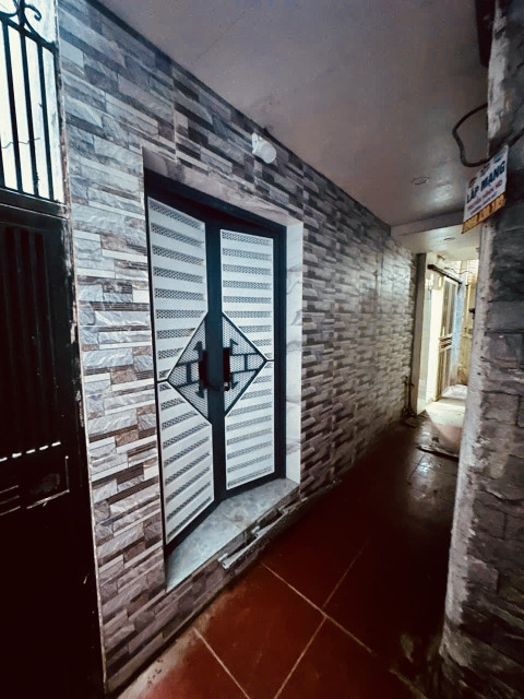 Bán nhà Ngõ Hoàng An 16/20mT2, 2 tầng, mt 3.5m, giá 2.35 tỷ