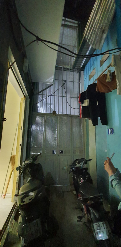 Bán nhà Ngõ Lan Bá (Đống Đa) 17m, 3 tầng, mt 2.6m, giá 2.9 tỷ