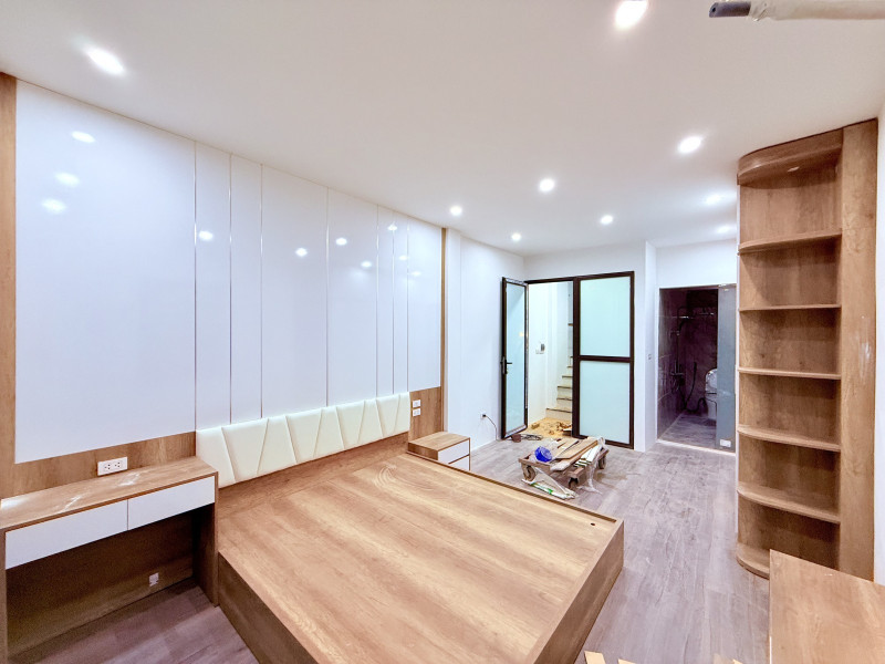 Bán nhà Lệnh Cư (Đống Đa) 31/46 m, 4 tầng, mt 2.6m, giá 7.85 tỷ