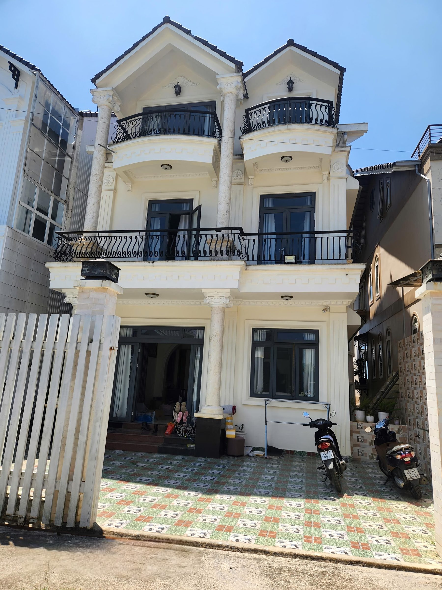 CHO THUÊ VILLA 25 TRIỆU 8 PHÒNG NGỦ KQH NGÔ QUYỀN ĐÀ LẠT