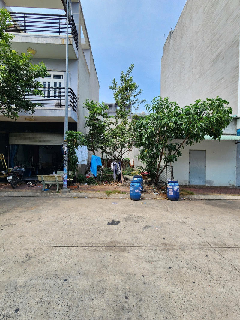Bán đất tại MTĐ Ngô Quyền, phường Hiệp Phú, Q9 giá 2.89TỶ, vị trí đẹp, sổ sẵn